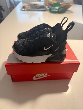 Toddler Nike sneakers